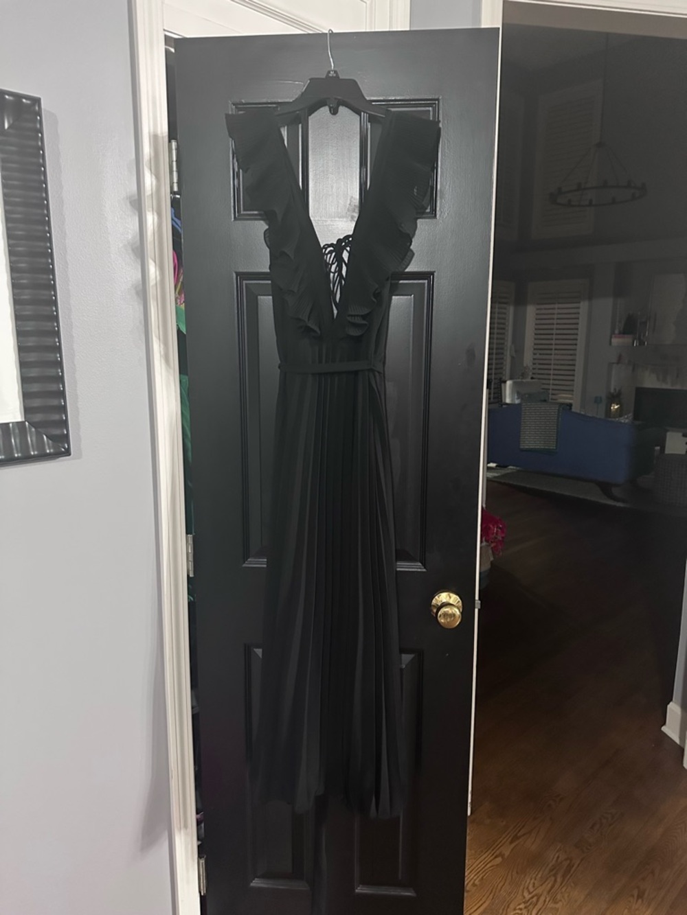 Elegant Black Ruffle V-Neck Maxi Dress
